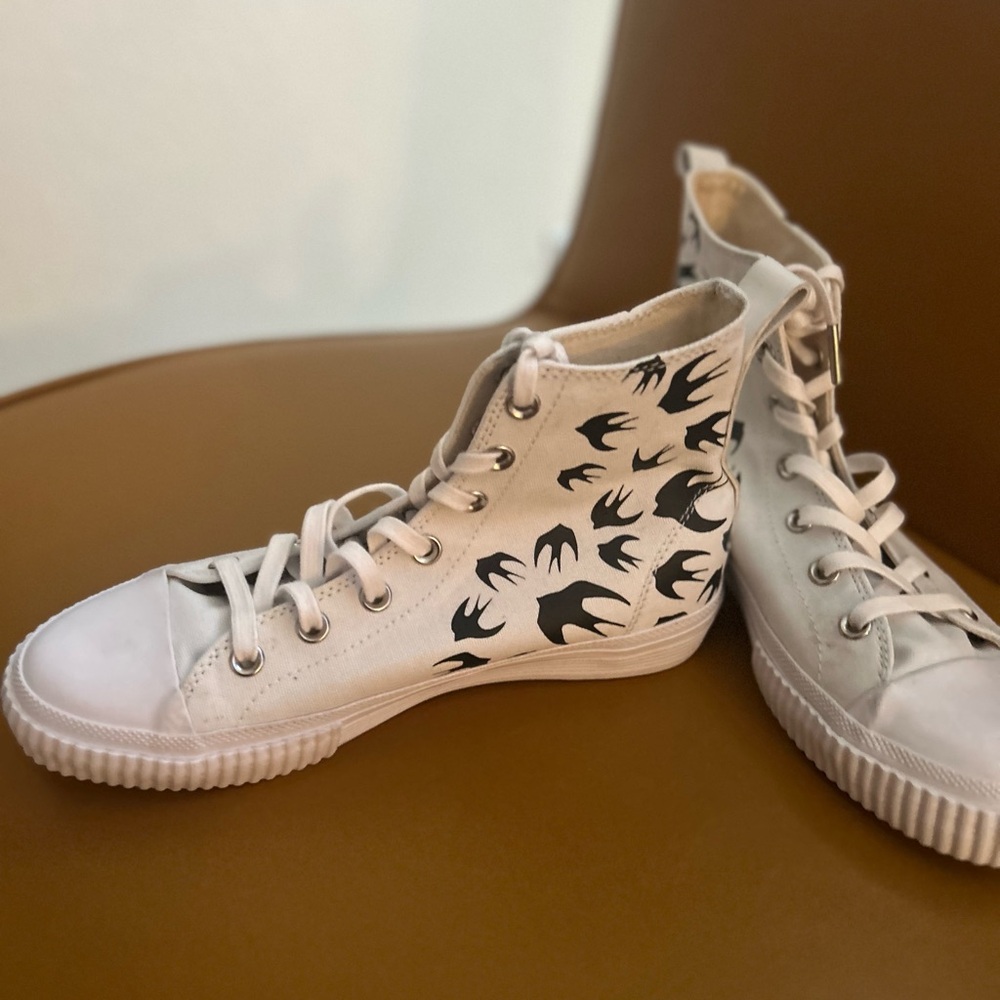 One use only very good condition mcqueen high tops